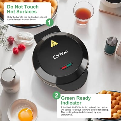 Bubble Waffle Maker: Closed lid, handle and ready indicator