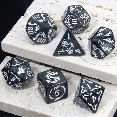 Dragon Pattern Seven-Piece Dice Set: Black dice viewed from another angle